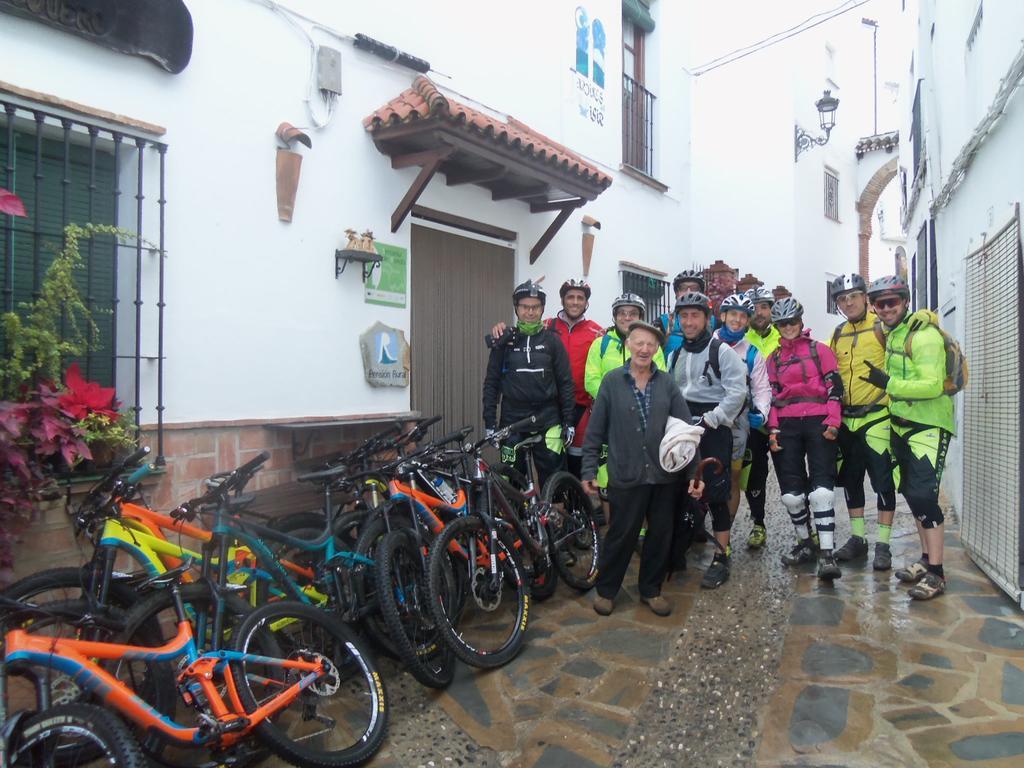 La Posada Del Recovero 헤날과실 외부 사진