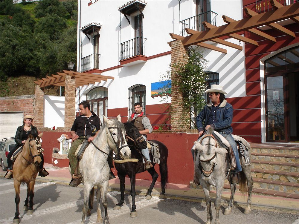 La Posada Del Recovero 헤날과실 외부 사진