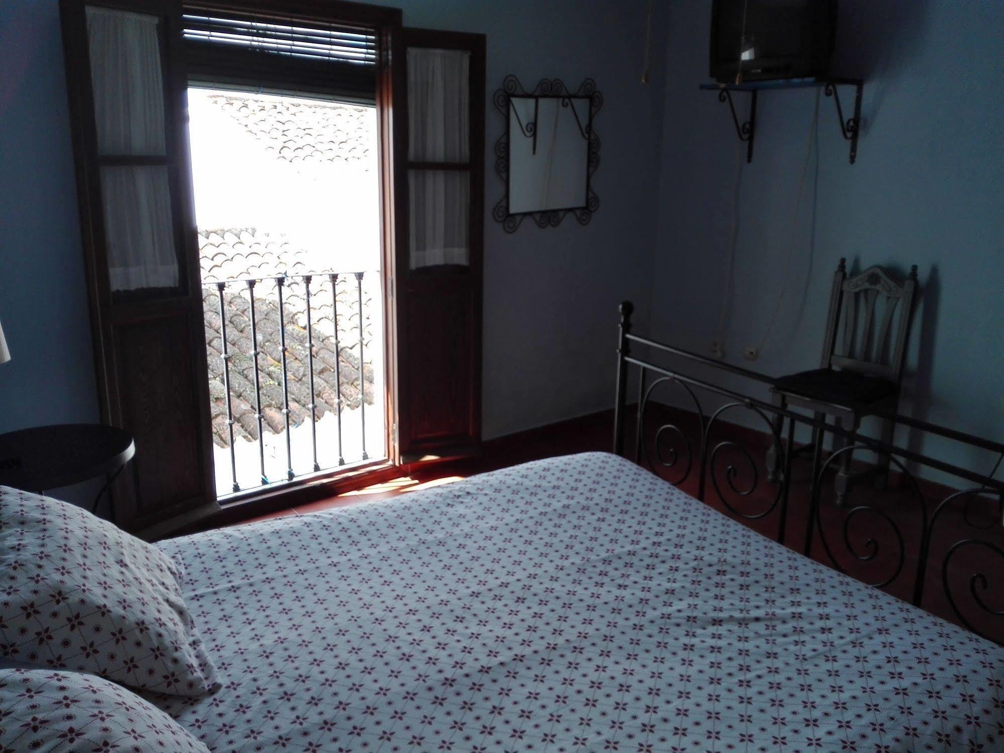 La Posada Del Recovero 헤날과실 외부 사진